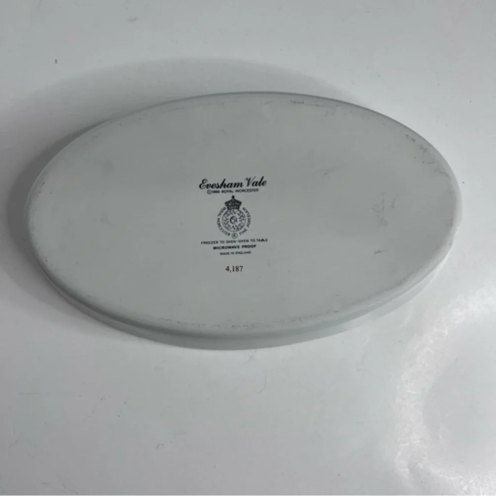 Vintage Discontinued Evesham Vale by ROYAL WORCESTER 10